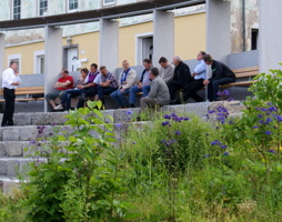 Park im Dorf - Neukirchen an der Enknach © Kumpfmüller